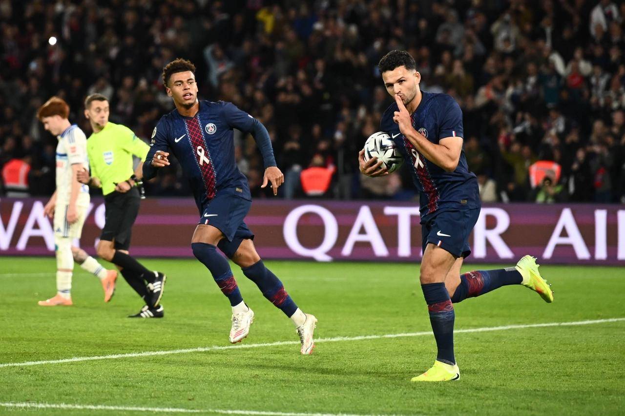 巴黎圣日耳曼后卫神勇救险，助球队成功保级，只有设备方式准备如果.的简单介绍