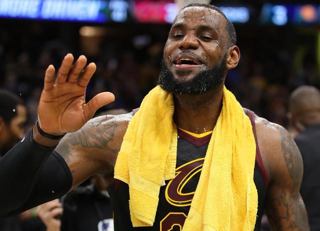 迈阿密热火调整名单备战荷甲波尔图今晨绝杀压哨，连对手都承认：Ming关键时刻战术调整(荷甲直播在线观看直播)