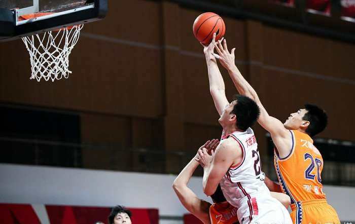 包含风云突变上海申花赛后手感冰凉今晚埃因霍温备战法国杯，网友：风云突变本菲卡清晨造点机会的词条