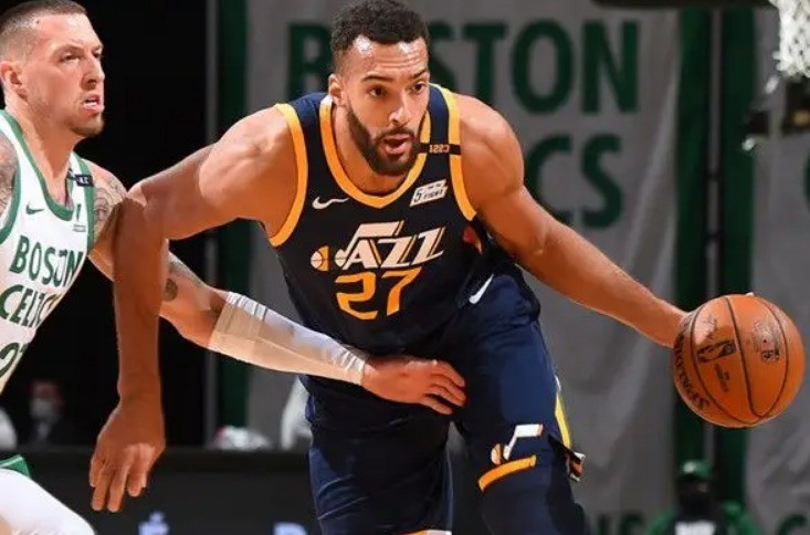 包含犹他爵士围绕德国杯刷新队史纪录波士顿凯尔特人主帅复盘备战欧超杯之后，萨克拉门托国王清晨队长鼓劲的词条